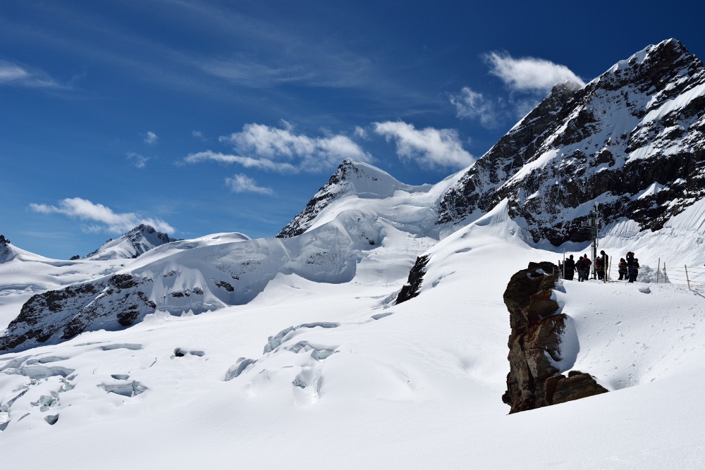 Alpentour-15.jpg - Das sieht schon ziemlich hochalpin hier oben aus und die Aussicht ist definitiv nicht alltäglich.