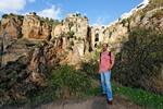 Ich vor der Brücke in Ronda