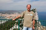 Ich auf der Aussichtsplattform von Gibraltar