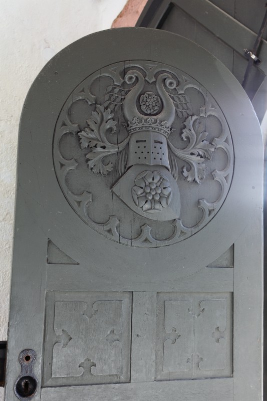 Gernsbach36.JPG - Zünftige Ritterrür, so soll es sein.