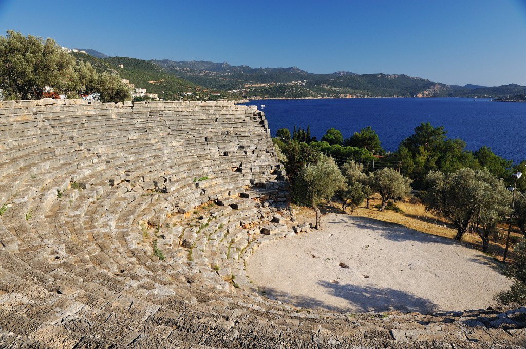 Kas-10-2009-020.jpg - Das Amphitheater von Kas. Es wird auch heute noch für Aufführungen benutzt.