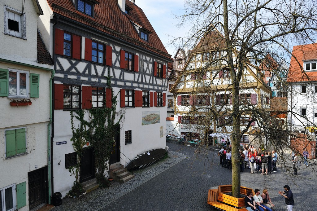 Ulm0409-15.jpg - Blick von der Stadtmauer aus zurück in den alten Kern von Ulm.