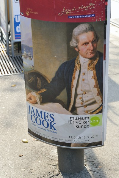 Wien-050.JPG - Der letzte Tag einer James Cook Ausstellung? Schnell hinein!