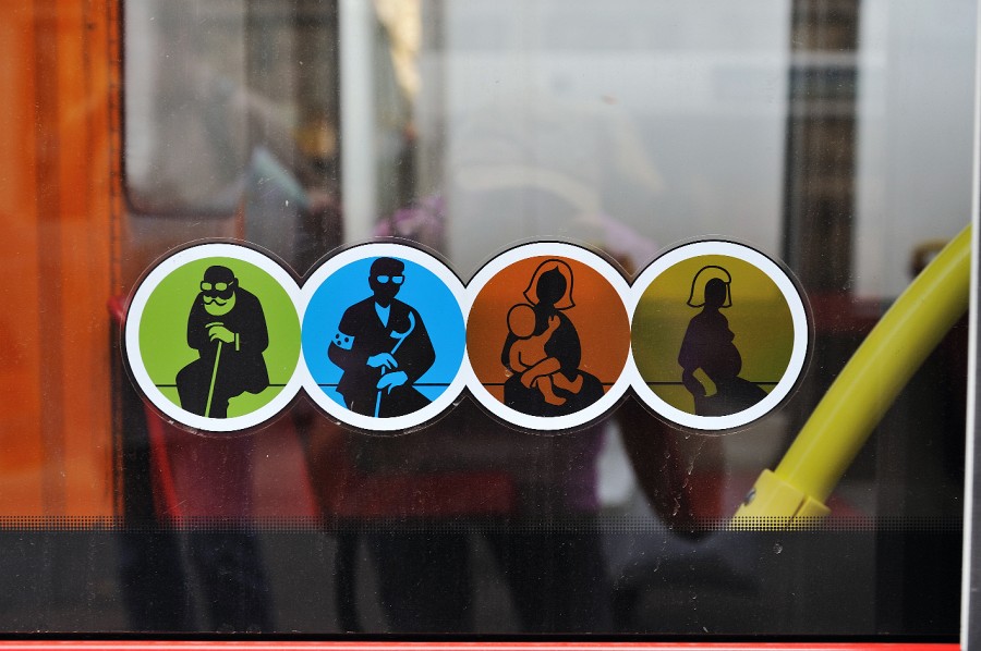 Wien-125.JPG - Sehr schöne Grafiken, wie ich finde. Und international verständlich.